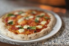 FGR-pizza-in-front-of-oven